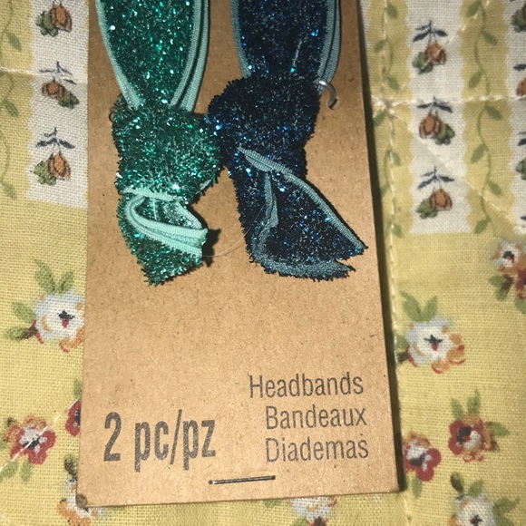 Headbands - Picture 3 of 7